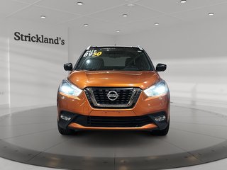 2019 Nissan Kicks SR CVT in Stratford, Ontario - 2 - w320h240px