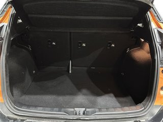 2019 Nissan Kicks SR CVT in Stratford, Ontario - 6 - w320h240px