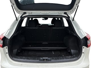 2020 Nissan Qashqai SV FWD CVT in Stratford, Ontario - 6 - w320h240px