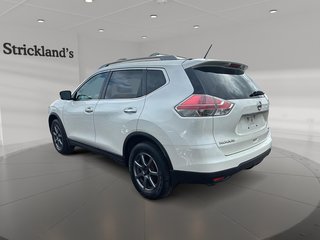 2016 Nissan Rogue SV AWD CVT in Brantford, Ontario - 4 - w320h240px