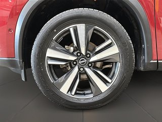 2023 Nissan Rogue Platinum CVT in Stratford, Ontario - 6 - w320h240px