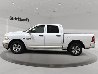 2022 Ram RAM 1500 Classic Crew Cab 4x4 (DS) SLT (140.5 WB 5'7 Box) SWB in Brantford, Ontario - 5 - w320h240px