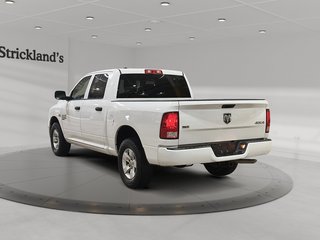 2022 Ram RAM 1500 Classic Crew Cab 4x4 (DS) SLT (140.5 WB 5'7 Box) SWB in Brantford, Ontario - 4 - w320h240px