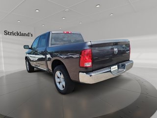 2023 Ram RAM 1500 Classic Crew Cab 4x4 (DS) SLT (140.5 WB 5'7 Box) SWB in Brantford, Ontario - 4 - w320h240px