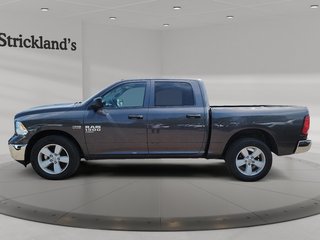 2023 Ram RAM 1500 Classic Crew Cab 4x4 (DS) SLT (140.5 WB 5'7 Box) SWB in Brantford, Ontario - 5 - w320h240px
