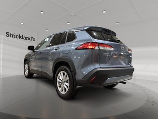 2023 Toyota Corolla Cross LE AWD in Stratford, Ontario - 4 - w320h240px