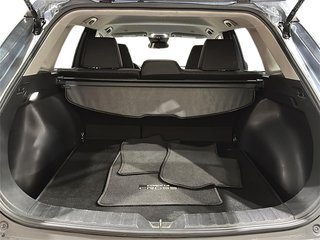 2023 Toyota Corolla Cross LE AWD in Stratford, Ontario - 6 - w320h240px