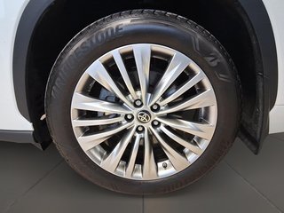 2025 Toyota Highlander Hybrid Limited AWD in Brantford, Ontario - 5 - w320h240px