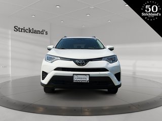 2017  RAV4 FWD LE in Stratford, Ontario - 2 - w320h240px