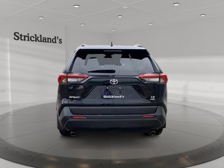 2021  RAV4 LE AWD in Brantford, Ontario - 3 - w320h240px