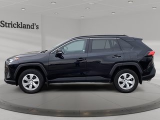 2021  RAV4 LE AWD in Brantford, Ontario - 5 - w320h240px