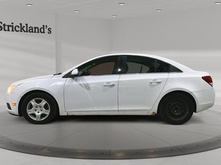 2011 Chevrolet Cruze LT TURBO in Stratford, Ontario - 5 - w320h240px