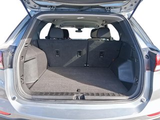 2023 Chevrolet Equinox LT AWD in Stratford, Ontario - 6 - w320h240px