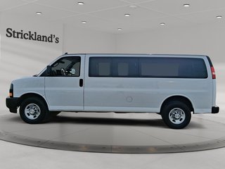 2022 Chevrolet Express 12 PASSENGER in Stratford, Ontario - 5 - w320h240px