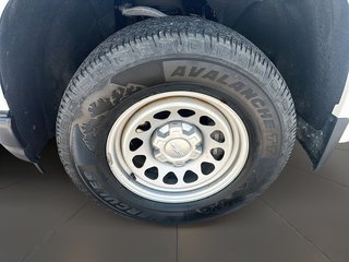 2022 Chevrolet Silverado 1500 LTD REGULAR CAB 4X2 in Stratford, Ontario - 6 - w320h240px