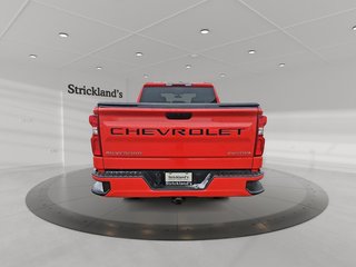2022 Chevrolet Silverado 1500 Crew Cab Ltd 4x4 in Stratford, Ontario - 3 - w320h240px