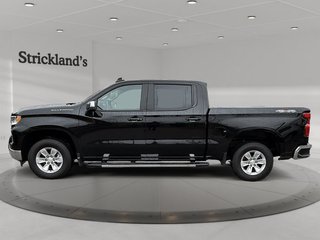 2023 Chevrolet Silverado 1500 LT SHORT BOX Truck in Stratford, Ontario - 6 - w320h240px
