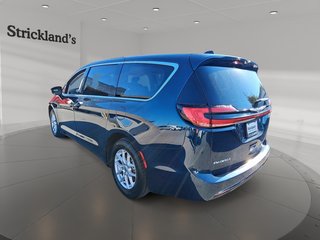 2024 Chrysler Pacifica TOURING L-3ROW in Stratford, Ontario - 4 - w320h240px