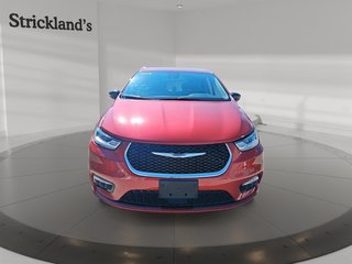 2024 Chrysler Pacifica TOURING L-3ROW in Stratford, Ontario - 2 - w320h240px