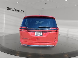 2024 Chrysler Pacifica TOURING L-3ROW in Stratford, Ontario - 3 - w320h240px