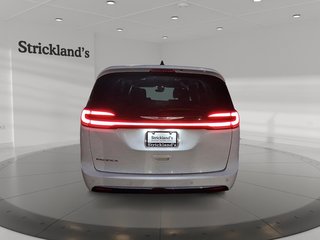 2024 Chrysler Pacifica TOURING-L 3ROW in Stratford, Ontario - 3 - w320h240px