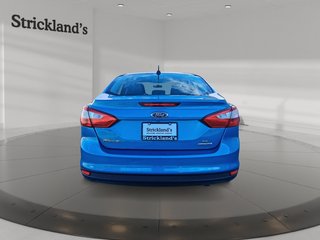 2013 Ford Focus SE SEDAN in Stratford, Ontario - 3 - w320h240px