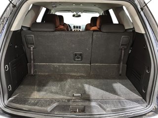 2012 GMC Acadia SLE in Stratford, Ontario - 6 - w320h240px