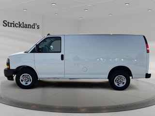 2022 GMC Savana Cargo 2WD 135 WB Van in Stratford, Ontario - 5 - w320h240px
