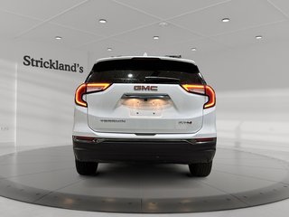 2024 GMC Terrain AT4 in Stratford, Ontario - 3 - w320h240px