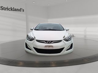 2016 Hyundai Elantra L Sedan in Stratford, Ontario - 2 - w320h240px