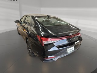 2023 Hyundai Elantra PREFERRED in Stratford, Ontario - 4 - w320h240px