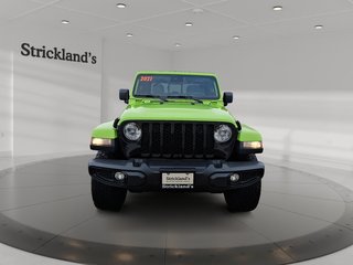 2021 Jeep Gladiator BLACK APPEARANCE PKG in Stratford, Ontario - 2 - w320h240px