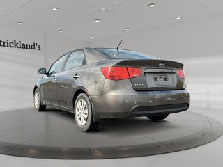 2010 Kia Forte EX in Stratford, Ontario - 4 - w320h240px