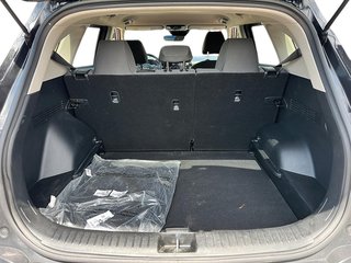 2025 Kia Seltos LX AWD SUV in Stratford, Ontario - 6 - w320h240px