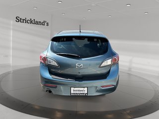 2011 Mazda 3 GX Sedan in Stratford, Ontario - 3 - w320h240px