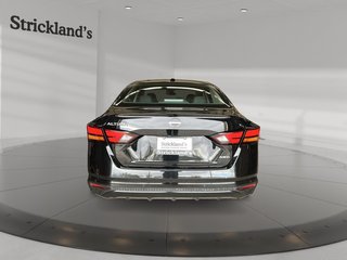 2024 Nissan Altima S AWD in Stratford, Ontario - 3 - w320h240px