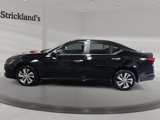 2024 Nissan Altima S AWD in Stratford, Ontario - 5 - w320h240px