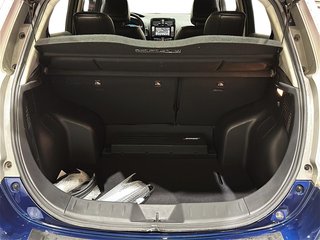 2016 Nissan LEAF SL in Stratford, Ontario - 6 - w320h240px