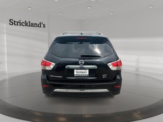 2016 Nissan Pathfinder SV 4WD SUV in Stratford, Ontario - 3 - w320h240px