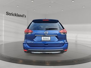 2020 Nissan Rogue SV AWD in Stratford, Ontario - 3 - w320h240px