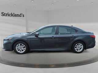 2025 Toyota Camry Hybrid SE Sedan in Stratford, Ontario - 5 - w320h240px