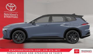 2026 Toyota Crown Signia Limited in Stratford, Ontario - 2 - w320h240px