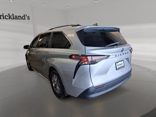 2024 Toyota Sienna Hybrid XLE 3ROW in Stratford, Ontario - 4 - w320h240px