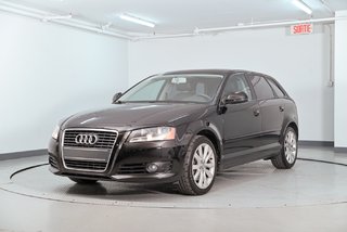 2010 Audi A3 2.0T in Brossard, Quebec - 4 - w320h240px