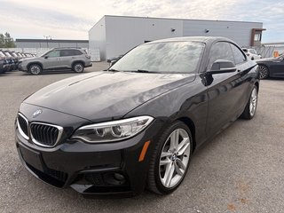 2017 BMW 2 Series 230i xDrive in Brossard, Quebec - 3 - w320h240px