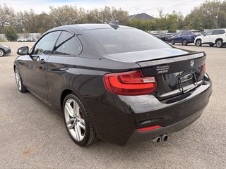2017 BMW 2 Series 230i xDrive in Brossard, Quebec - 5 - w320h240px