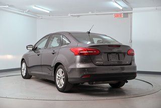 2017 Ford Focus SE in Brossard, Quebec - 3 - w320h240px