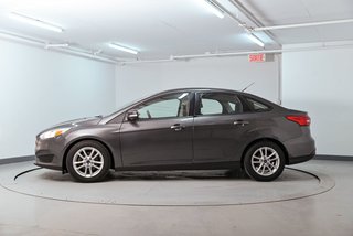2017 Ford Focus SE in Brossard, Quebec - 4 - w320h240px
