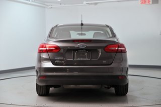 2017 Ford Focus SE in Brossard, Quebec - 2 - w320h240px