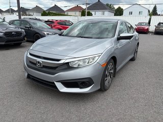 2018 Honda Civic Sedan SE in Brossard, Quebec - 3 - w320h240px